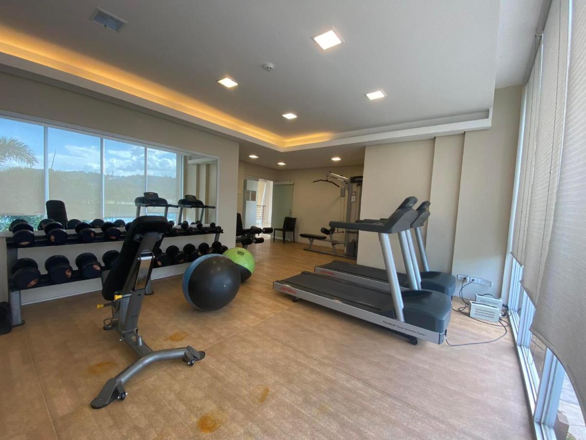 Entire 2Br Condo Unit@8 Spatial Condominium Davao Stadt Exterior foto